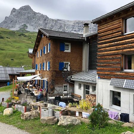 Berghaus Sulzfluh Hotel Sankt Antönien Exterior foto