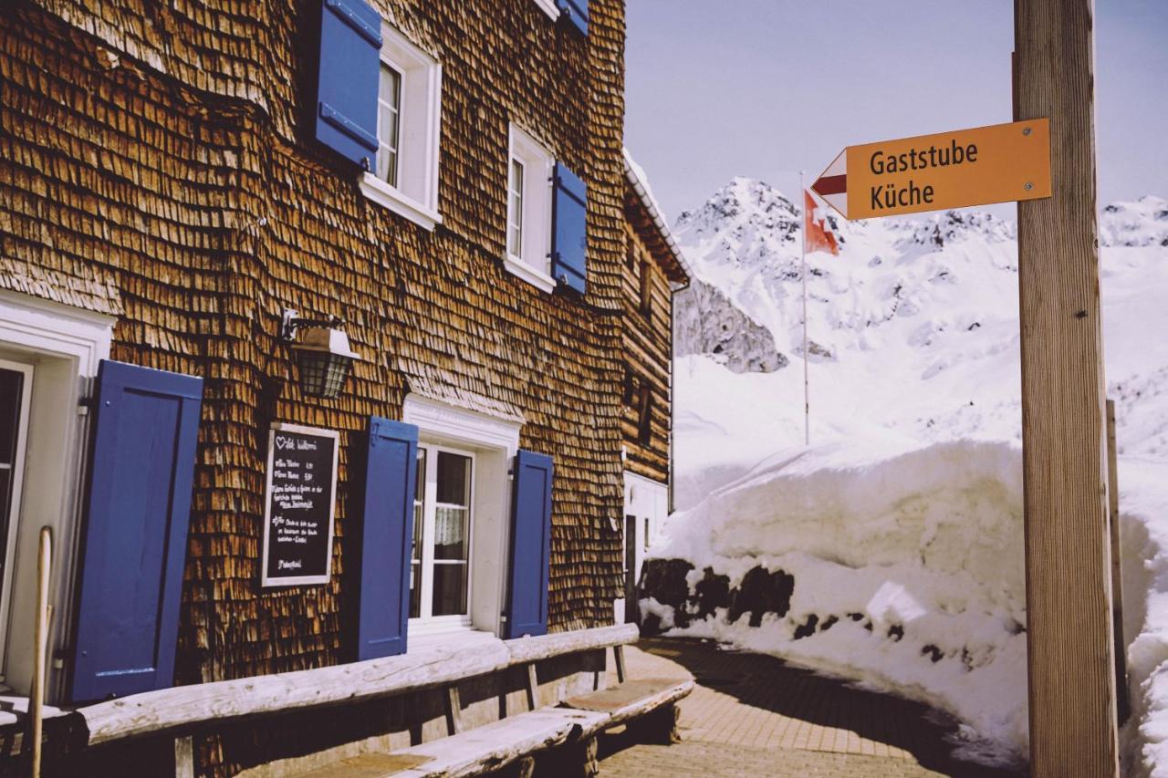 Berghaus Sulzfluh Hotel Sankt Antönien Exterior foto