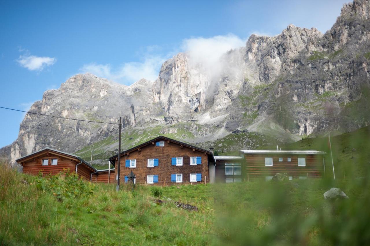 Berghaus Sulzfluh Hotel Sankt Antönien Exterior foto