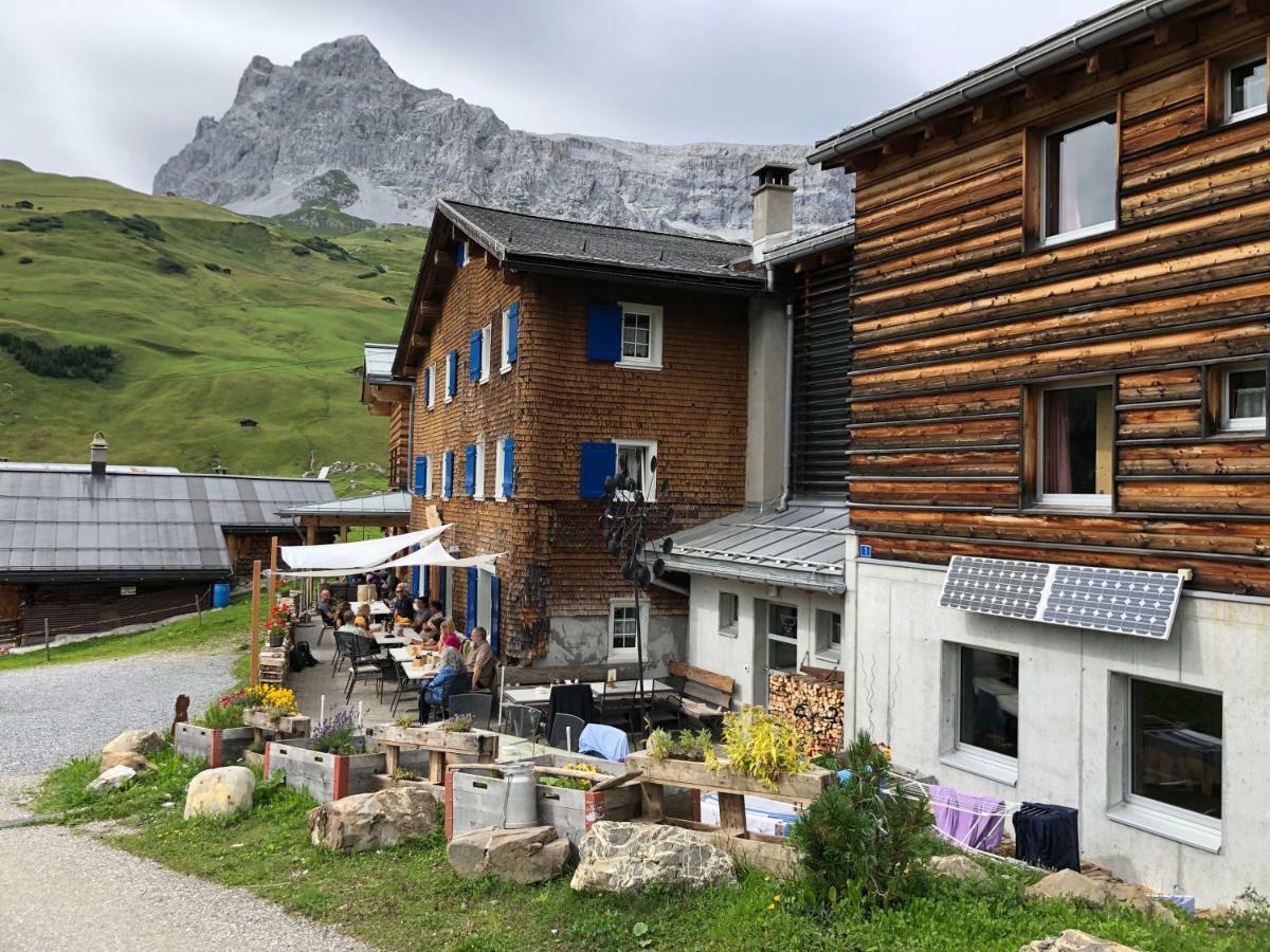 Berghaus Sulzfluh Hotel Sankt Antönien Exterior foto